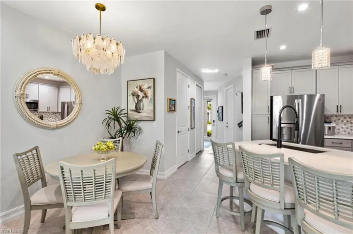 7490 Rockefeller Dr, Naples, Florida 34119