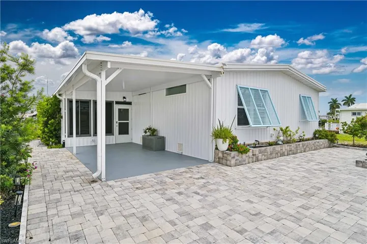 17591 Bryan Ct, Fort Myers Beach, Florida 33931