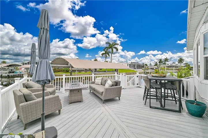 17591 Bryan Ct, Fort Myers Beach, Florida 33931