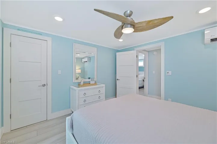 17591 Bryan Ct, Fort Myers Beach, Florida 33931