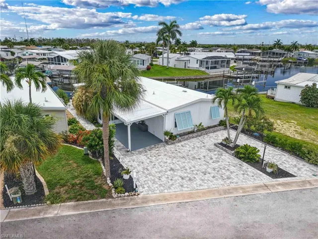 17591 Bryan Ct, Fort Myers Beach, Florida 33931