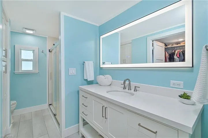 17591 Bryan Ct, Fort Myers Beach, Florida 33931