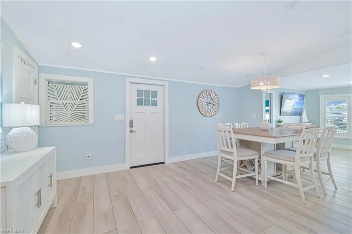 17591 Bryan Ct, Fort Myers Beach, Florida 33931