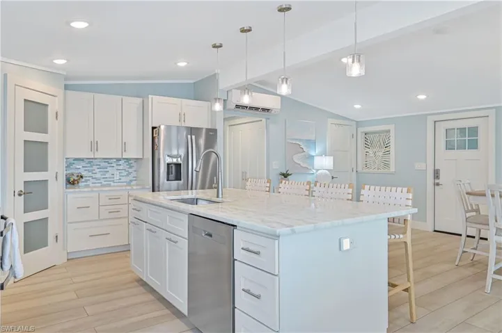 17591 Bryan Ct, Fort Myers Beach, Florida 33931