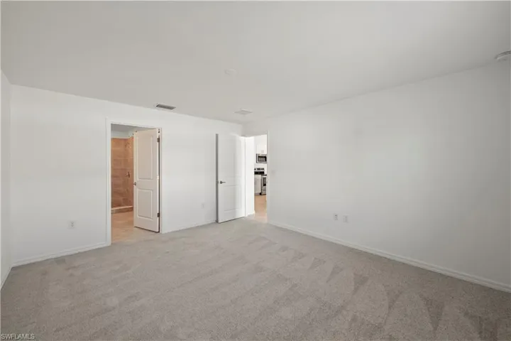 17718  Paradiso  WAY, North Fort Myers, FL 33917
