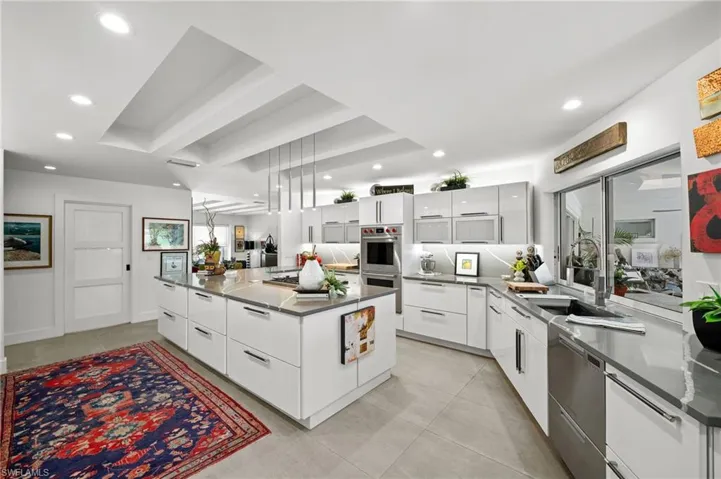 1922  Imperial Golf Co  BLVD, Naples, FL 34110
