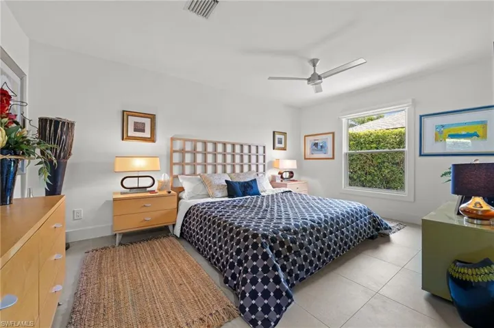 1922  Imperial Golf Co  BLVD, Naples, FL 34110