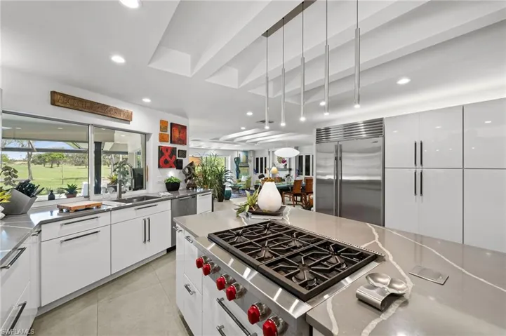 1922  Imperial Golf Co  BLVD, Naples, FL 34110