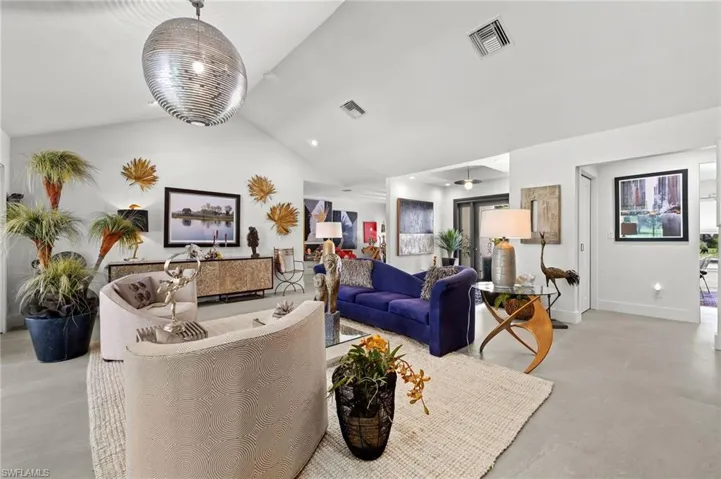 1922  Imperial Golf Co  BLVD, Naples, FL 34110