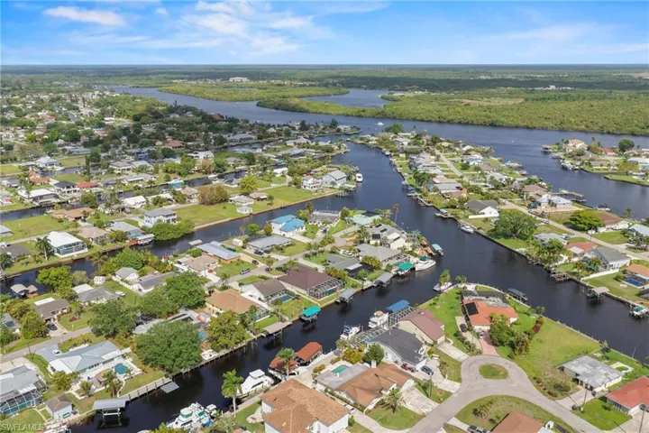 2124 Saint Croix Ave, Fort Myers, Florida 33905