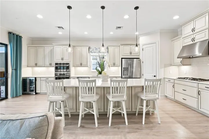 8386 Viale Cir, Naples, Florida 34114
