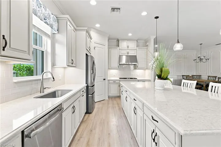 8386 Viale Cir, Naples, Florida 34114