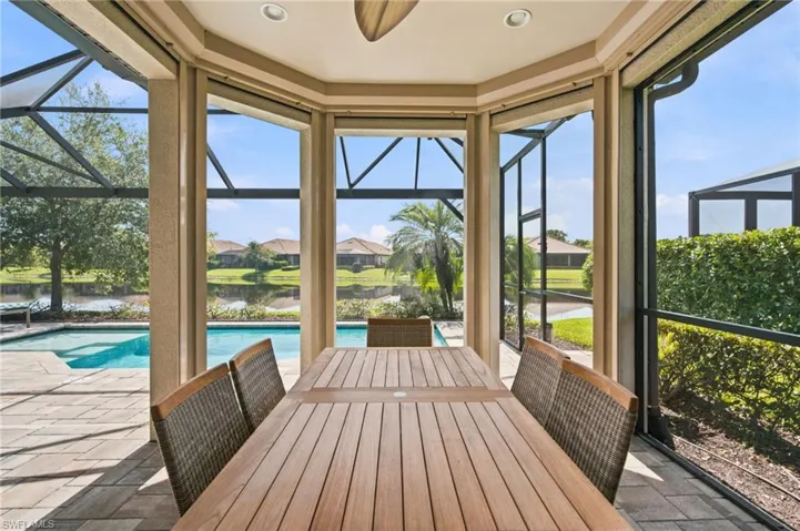 8386 Viale Cir, Naples, Florida 34114
