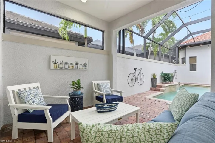 7840 Valencia Ct, Naples, Florida 34113