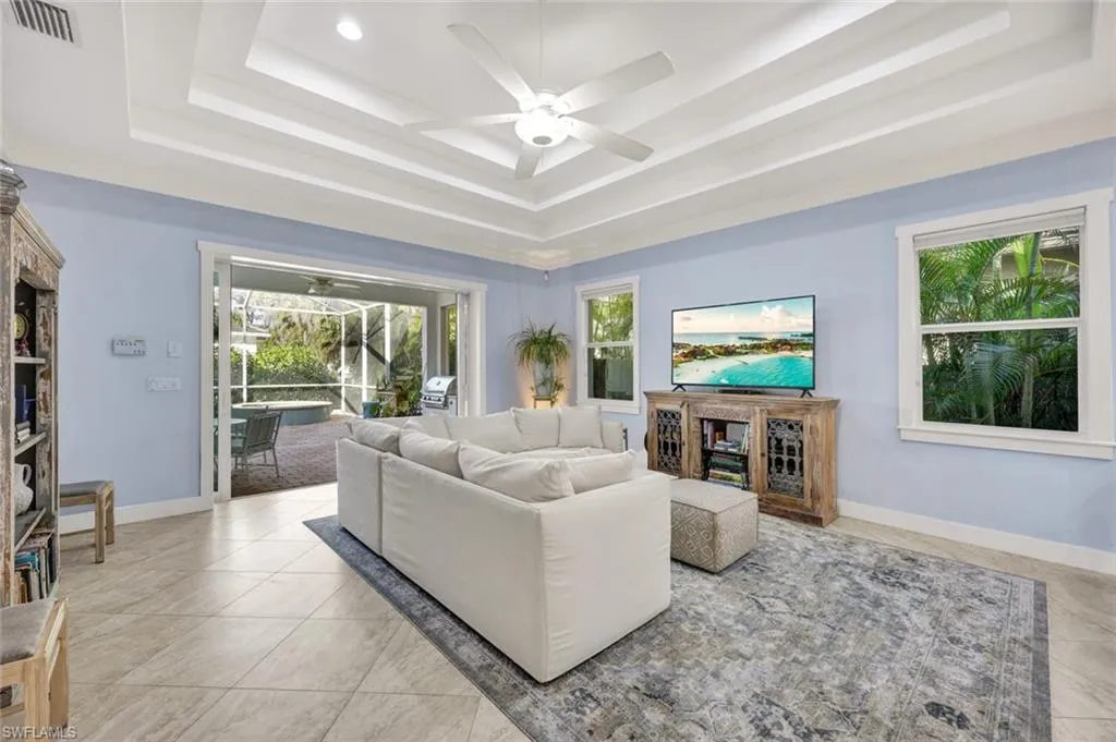 721 93rd AVE, Naples, FL 34108,225011635