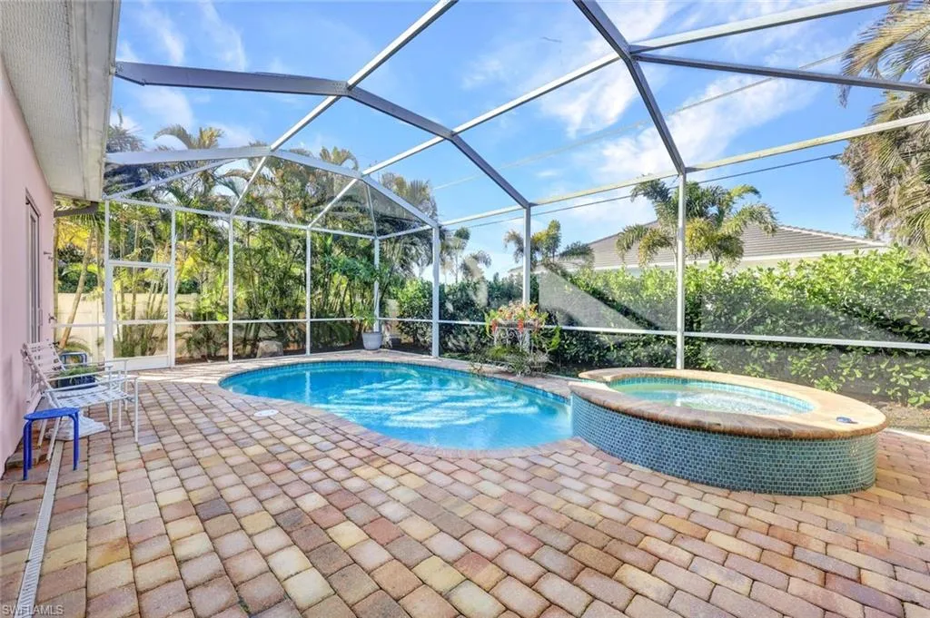 721 93rd AVE, Naples, FL 34108,225011635