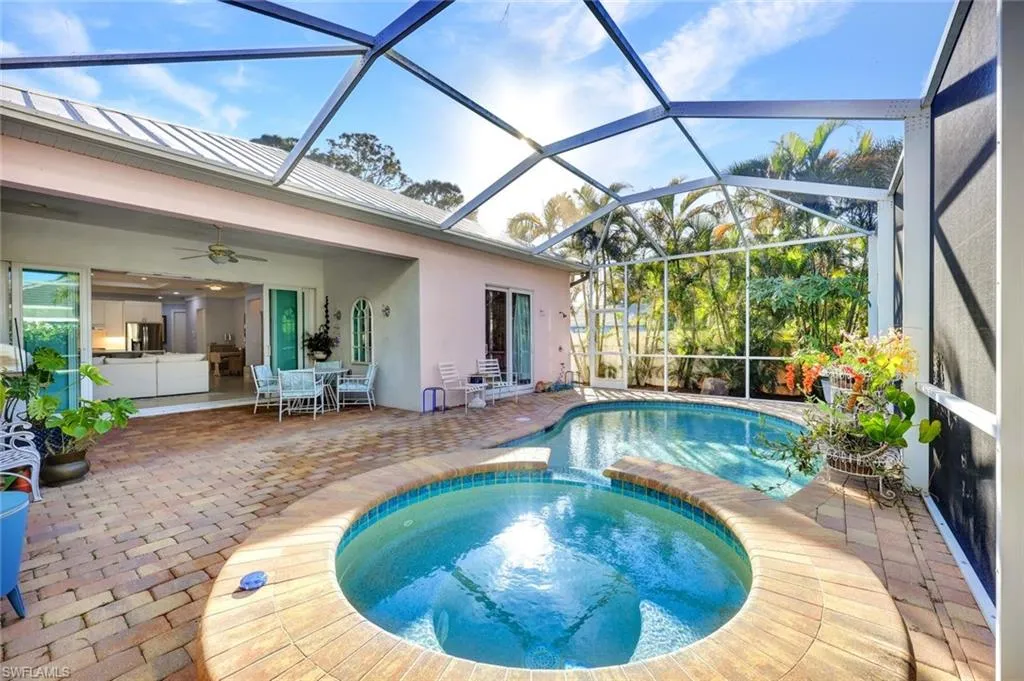 721 93rd AVE, Naples, FL 34108,225011635