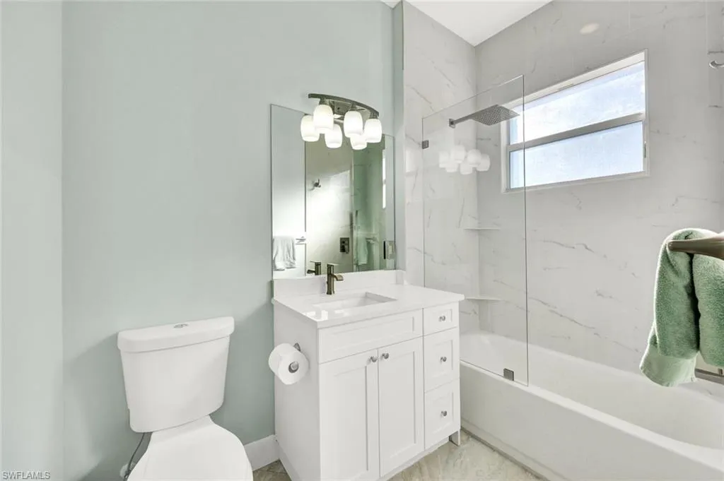 721 93rd AVE, Naples, FL 34108,225011635