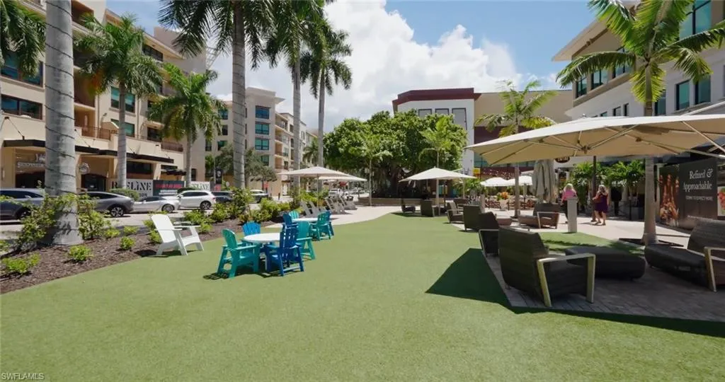 721 93rd AVE, Naples, FL 34108,225011635