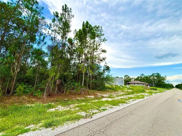 902 E 14th St, Lehigh Acres, Florida 33972