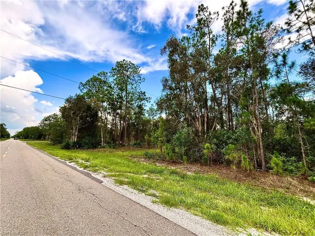 902 E 14th St, Lehigh Acres, Florida 33972
