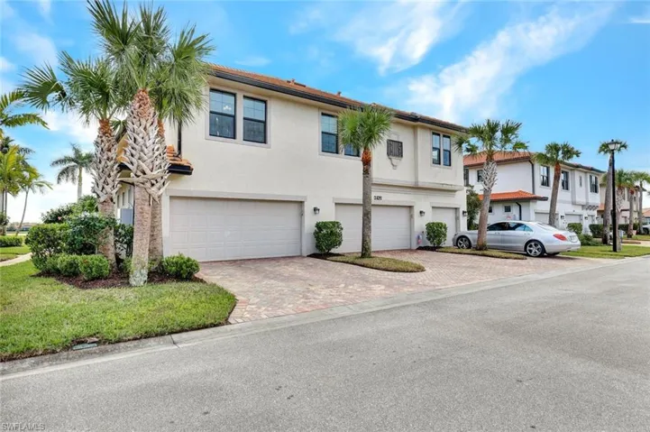 1439  Santiago  CIR, Naples, FL 34113