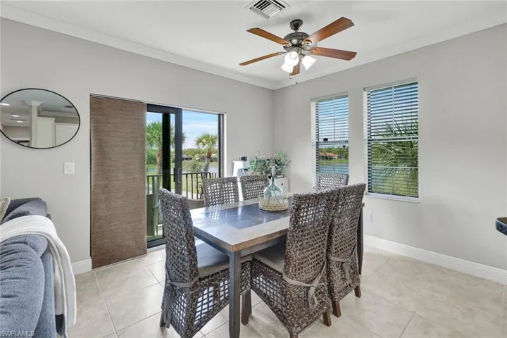 1439  Santiago  CIR, Naples, FL 34113