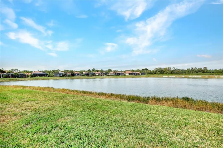 1439  Santiago  CIR, Naples, FL 34113
