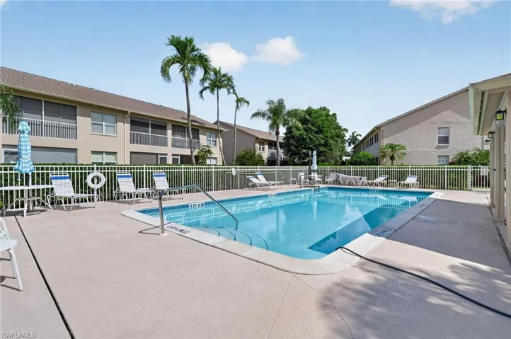 328 Bradstrom Cir E101, Naples, Florida 34113