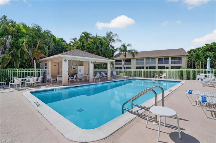 328 Bradstrom Cir E101, Naples, Florida 34113