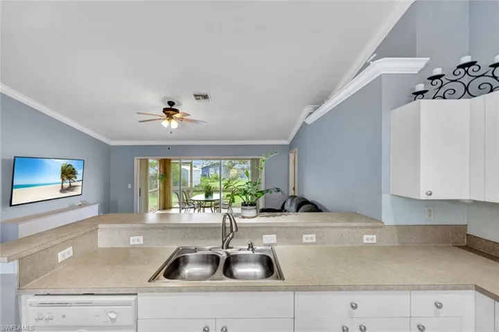 3915  9th SW ST, Lehigh Acres, FL 33976