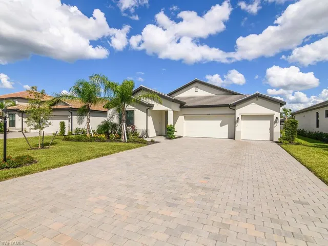 This gorgeous Manor Home, Richmond floor plan, offers over 2700 sf of living space, 4 bedrooms plus a den, 3 full baths, a 3 car garage, and a beautiful water view!