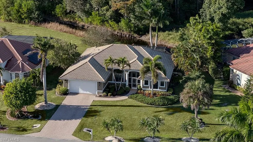 Aerial view of property and surrounding area