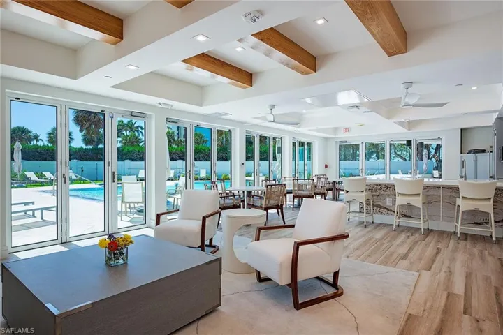 3401  Gulf Shore N BLVD, Naples, FL 34103