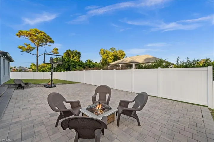 18281  Fuchsia  RD, Fort Myers, FL 33967