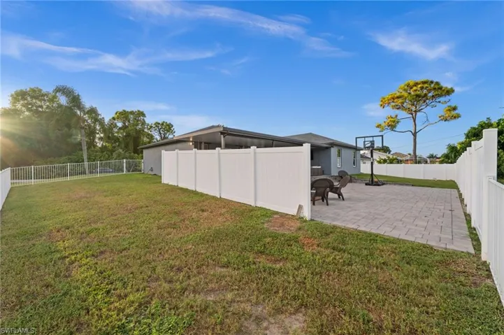 18281  Fuchsia  RD, Fort Myers, FL 33967
