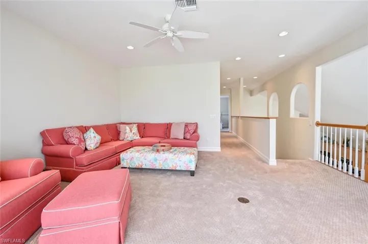 Plenty of Space for Guest to relax