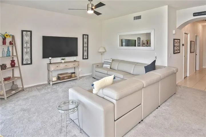 8076 Queen Palm Ln # 445, Fort Myers Fl 33966