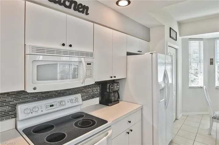 8076 Queen Palm Ln # 445, Fort Myers Fl 33966