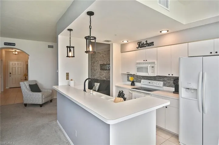 8076 Queen Palm Ln # 445, Fort Myers Fl 33966