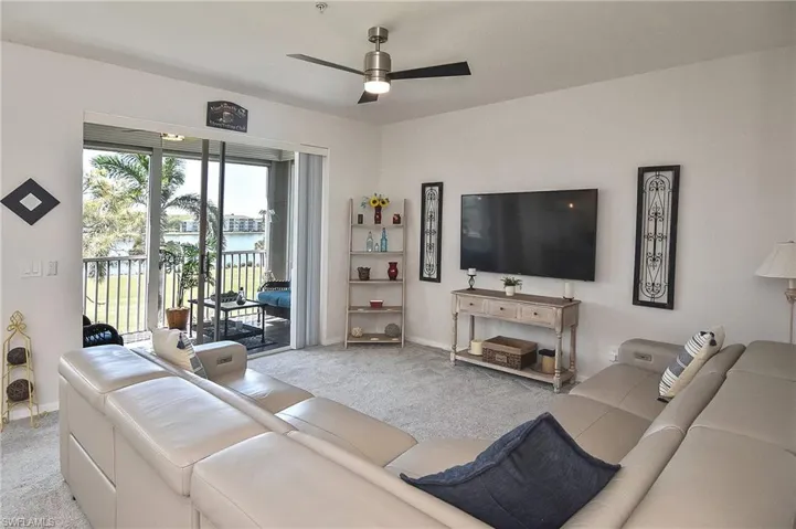 8076 Queen Palm Ln # 445, Fort Myers Fl 33966