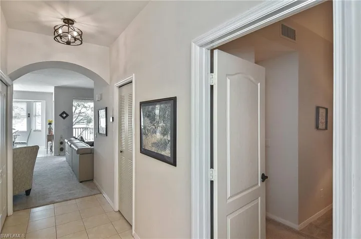 8076 Queen Palm Ln # 445, Fort Myers Fl 33966