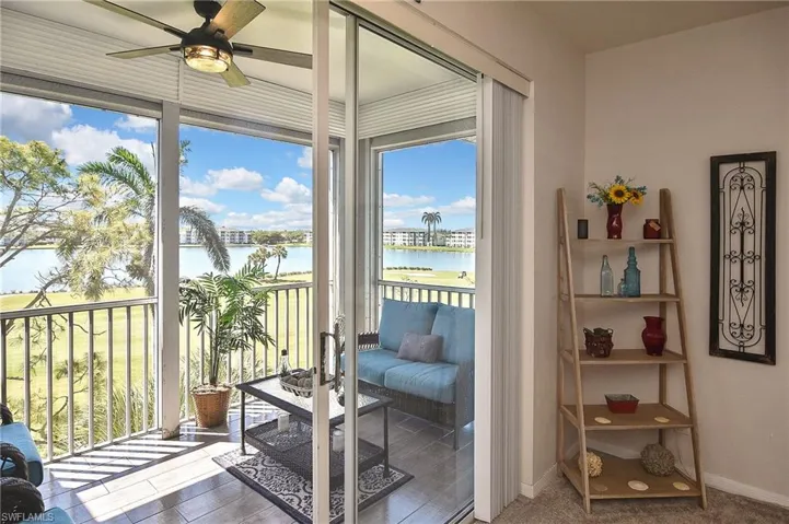 8076 Queen Palm Ln # 445, Fort Myers Fl 33966