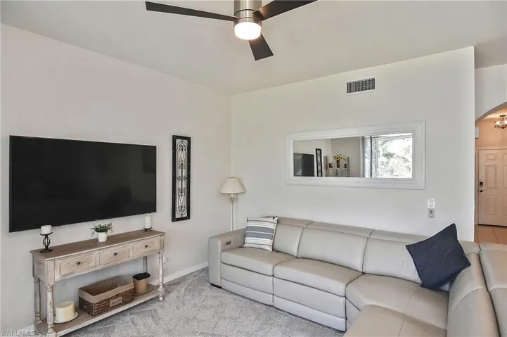 8076 Queen Palm Ln # 445, Fort Myers Fl 33966