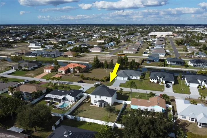 836 Sw 28th Ter, Cape Coral, Florida 33914