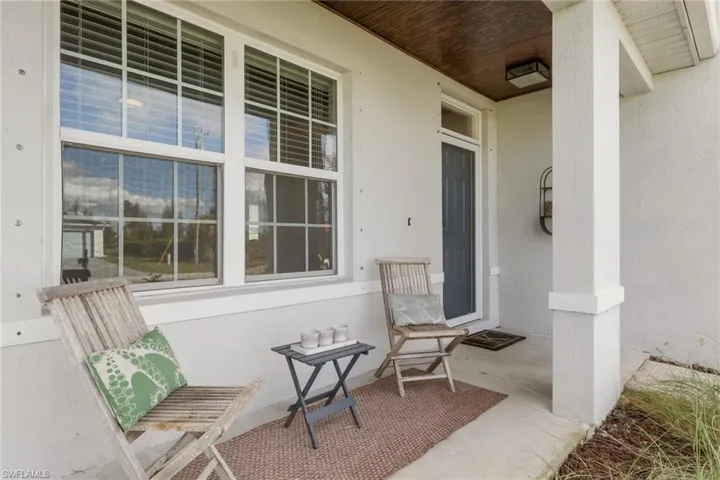 836 Sw 28th Ter, Cape Coral, Florida 33914
