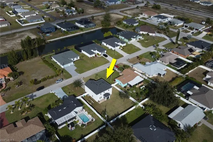 836 Sw 28th Ter, Cape Coral, Florida 33914