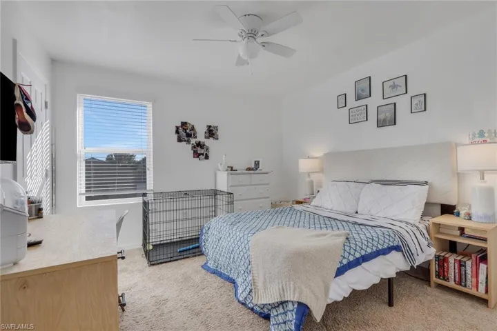 836 Sw 28th Ter, Cape Coral, Florida 33914