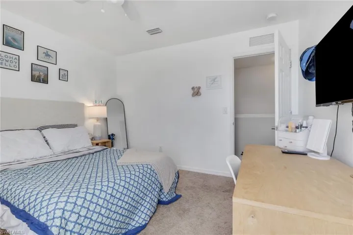 836 Sw 28th Ter, Cape Coral, Florida 33914