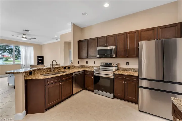 934 Tropical Bay Ct, Naples, Florida 34120